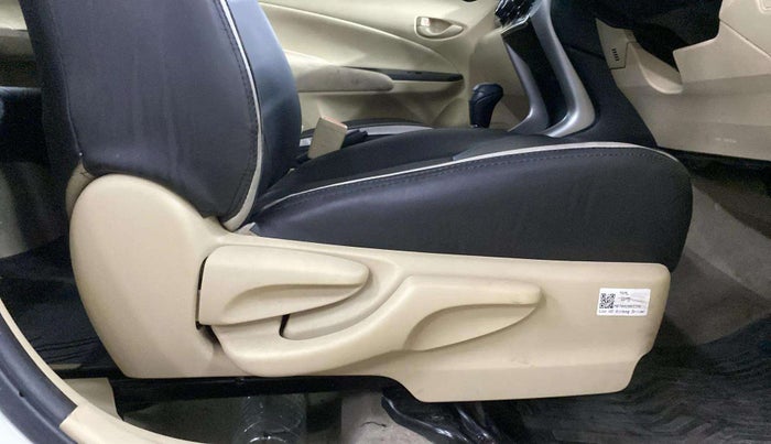 2020 Toyota YARIS J CVT, Petrol, Automatic, 35,250 km, Driver Side Adjustment Panel