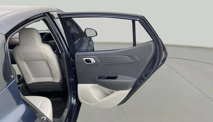 2023 Hyundai AURA SX 1.2 CNG, CNG, Manual, 16,149 km, RHS Rear Door