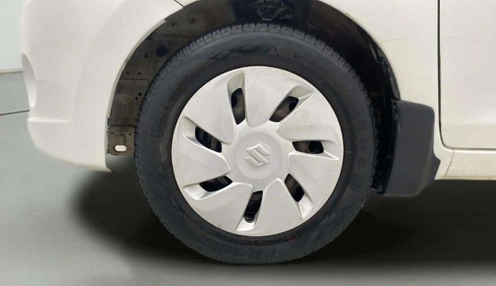 2014 Maruti Celerio VXI, CNG, Manual, 67,309 km, Left Front Wheel