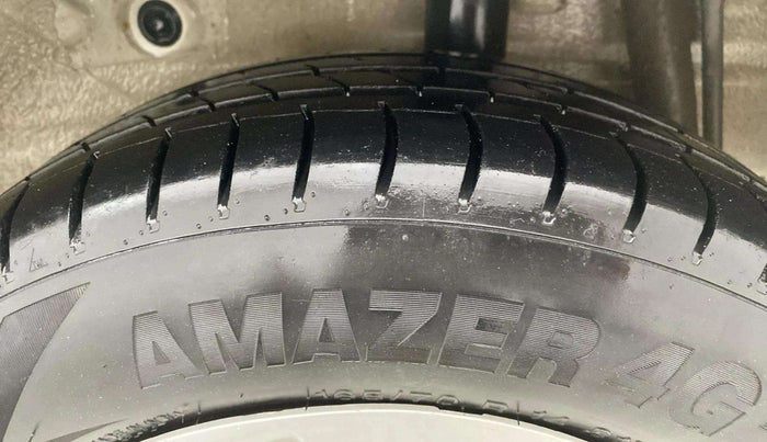 2014 Maruti Celerio VXI, CNG, Manual, 67,309 km, Left Rear Tyre Tread