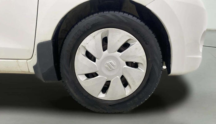 2014 Maruti Celerio VXI, CNG, Manual, 67,309 km, Right Front Wheel