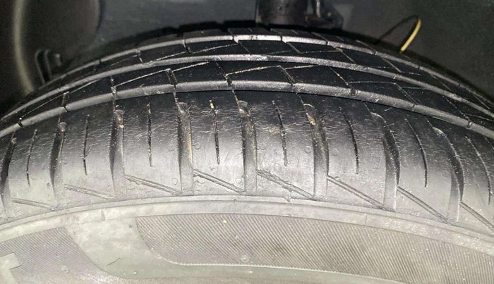 2022 Hyundai GRAND I10 NIOS SPORTZ 1.2 KAPPA VTVT, Petrol, Manual, 22,347 km, Left Front Tyre Tread