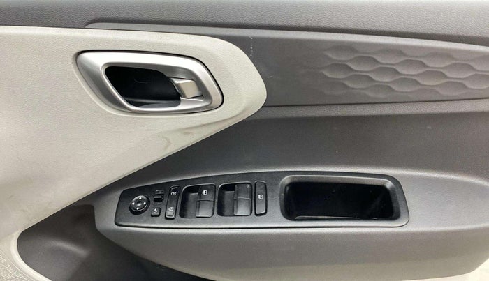 2022 Hyundai GRAND I10 NIOS SPORTZ 1.2 KAPPA VTVT, Petrol, Manual, 22,347 km, Driver Side Door Panels Control