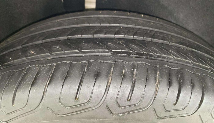 2017 Ford Ecosport TITANIUM 1.5L PETROL, Petrol, Manual, 66,425 km, Right Rear Tyre Tread