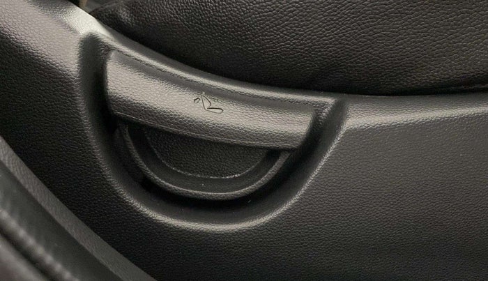 2017 Hyundai Grand i10 SPORTZ (O) 1.2 KAPPA VTVT, Petrol, Manual, 38,063 km, Driver Side Adjustment Panel