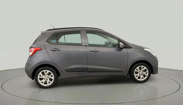 2017 Hyundai Grand i10 SPORTZ (O) 1.2 KAPPA VTVT, Petrol, Manual, 38,063 km, Right Side View