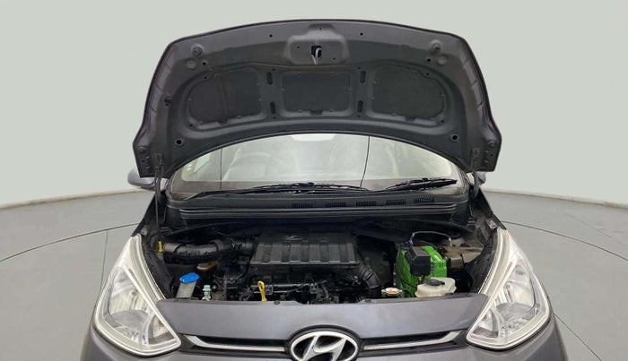 2017 Hyundai Grand i10 SPORTZ (O) 1.2 KAPPA VTVT, Petrol, Manual, 38,063 km, Open Bonet