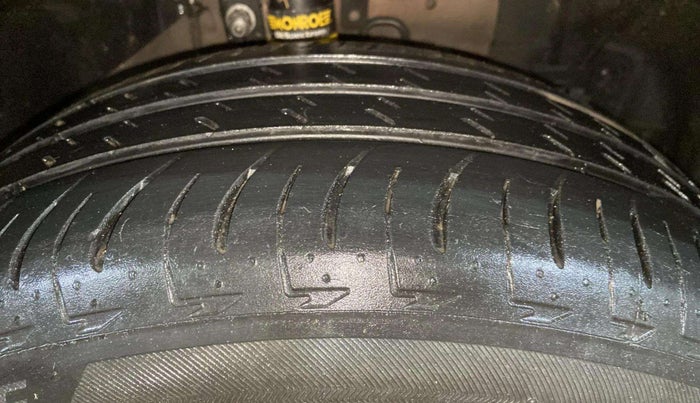 2018 Ford Ecosport TITANIUM + 1.5L PETROL AT, Petrol, Automatic, 74,988 km, Right Front Tyre Tread