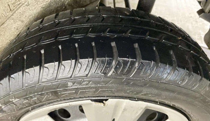 2018 Maruti Wagon R 1.0 VXI, Petrol, Manual, 33,355 km, Right Rear Tyre Tread