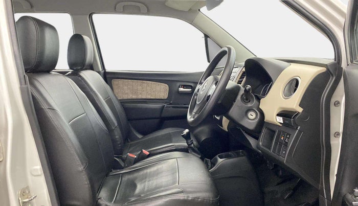 2018 Maruti Wagon R 1.0 VXI, Petrol, Manual, 33,355 km, Right Side Front Door Cabin