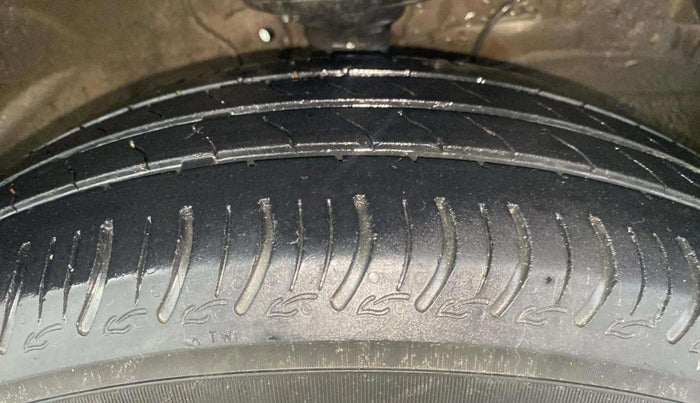 2020 Maruti S PRESSO VXI PLUS AMT, Petrol, Automatic, 37,840 km, Right Front Tyre Tread