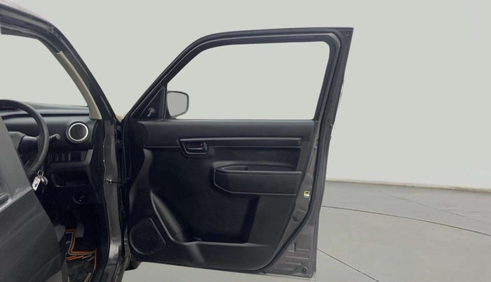2020 Maruti S PRESSO VXI PLUS AMT, Petrol, Automatic, 37,840 km, RHS Front Door