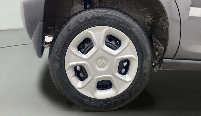 2020 Maruti S PRESSO VXI PLUS AMT, Petrol, Automatic, 37,840 km, Right Rear Wheel