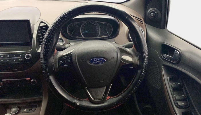 2018 Ford FREESTYLE TITANIUM 1.2 PETROL, Petrol, Manual, 1,08,636 km, Steering Wheel Close Up