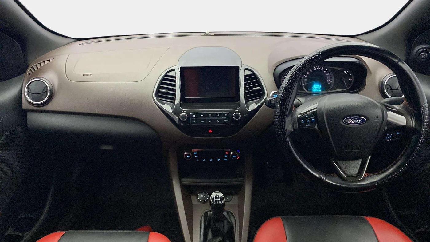 2018 Ford FREESTYLE TITANIUM 1.2 PETROL, Petrol, Manual, 1,08,678 km, Dashboard