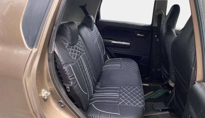 2019 Maruti New Wagon-R ZXI 1.2, Petrol, Manual, 1,26,268 km, Right Side Rear Door Cabin