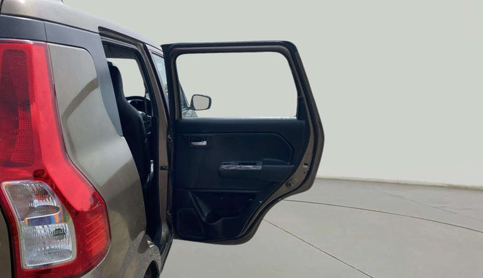 2019 Maruti New Wagon-R ZXI 1.2, Petrol, Manual, 1,26,268 km, RHS Rear Door