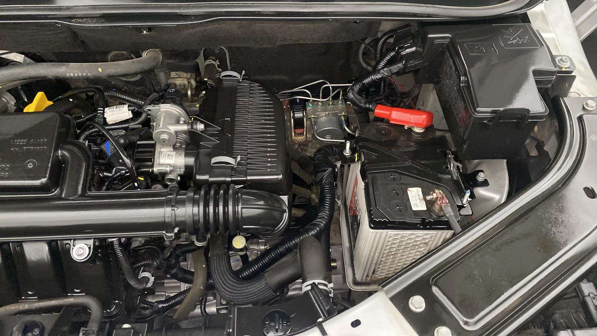 Engine-Left-Aligned-12