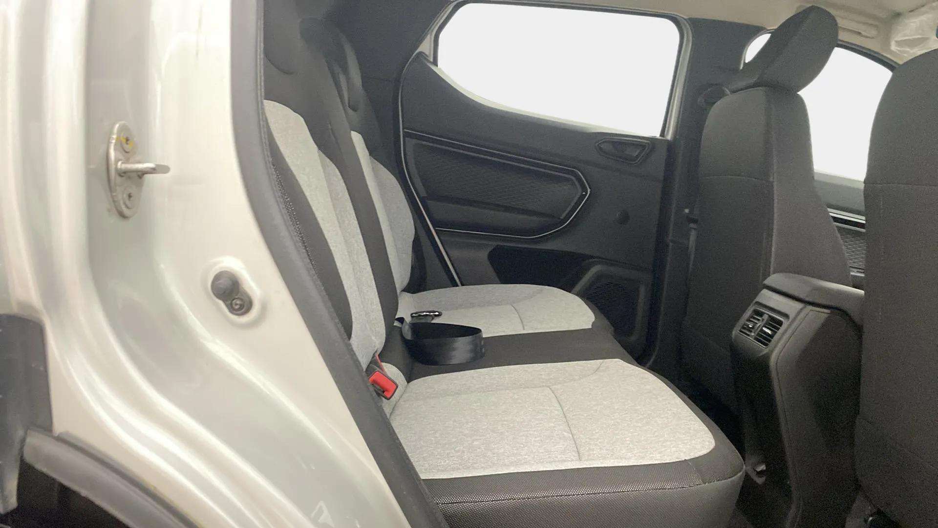 Rear-Cabin-View
