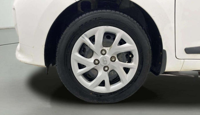 2019 Hyundai Grand i10 MAGNA 1.2 KAPPA VTVT, CNG, Manual, 73,070 km, Left Front Wheel