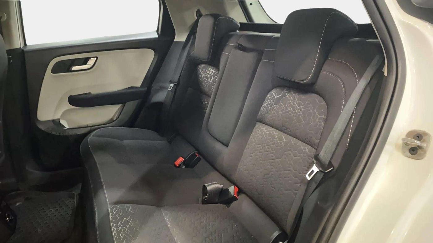 2021 Tata ALTROZ XZ PETROL, Petrol, Manual, 19,332 km, Right Side Rear Door Cabin
