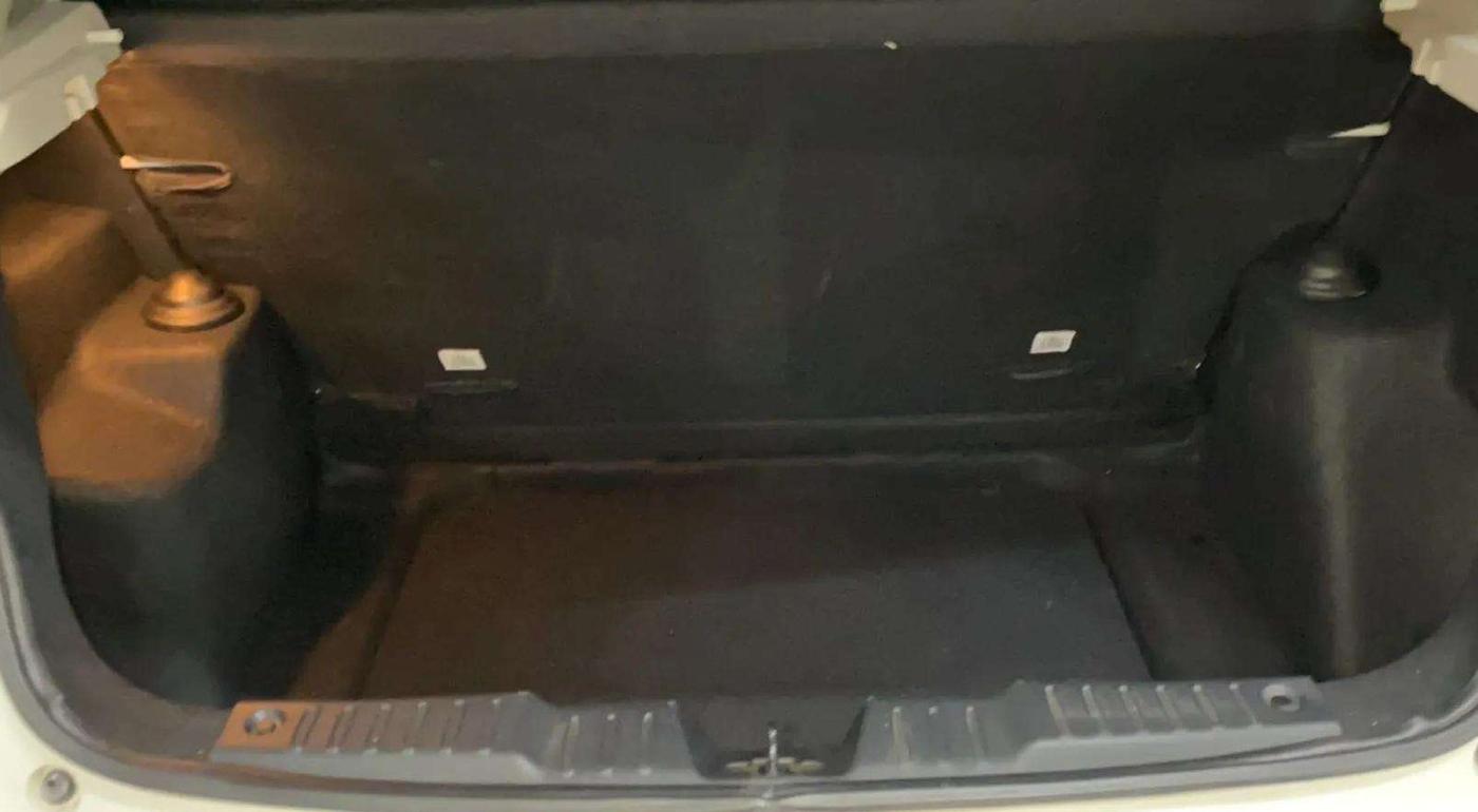 2021 Tata ALTROZ XZ PETROL, Petrol, Manual, 19,332 km, Boot Inside