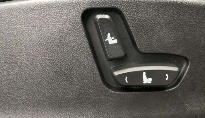 2020 MG HECTOR SMART 2.0 DIESEL, Diesel, Manual, 99,853 km, Driver Side Adjustment Panel