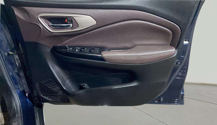 2023 Maruti FRONX ZETA 1.0 TURBO MT, Petrol, Manual, 23,448 km, Driver Side Door Panels Control