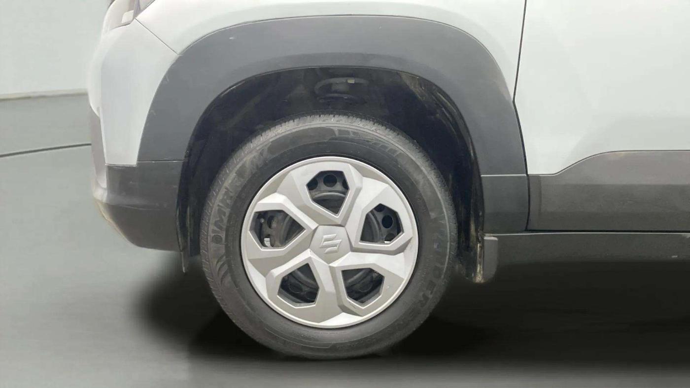 2023 Maruti BREZZA VXI SMART HYBRID, Petrol, Manual, 21,024 km, Left Front Wheel
