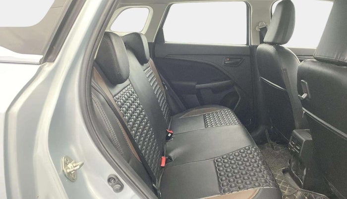 2023 Maruti BREZZA VXI SMART HYBRID, Petrol, Manual, 21,024 km, Right Side Rear Door Cabin