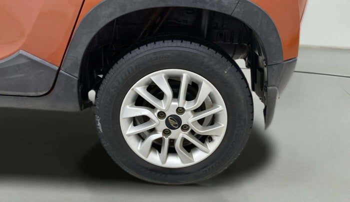 2016 Mahindra Kuv100 K8 6 STR, Petrol, Manual, 68,309 km, Left Rear Wheel