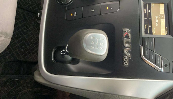 2016 Mahindra Kuv100 K8 6 STR, Petrol, Manual, 68,309 km, Gear Lever