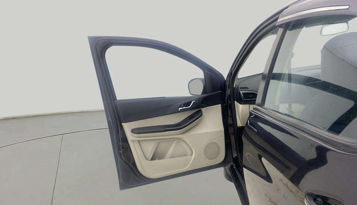 2022 Tata Tiago XZ PLUS CNG, CNG, Manual, 64,367 km, LHS Front Door