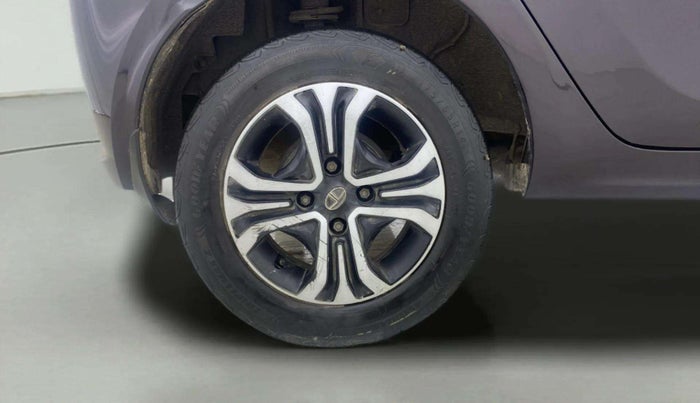 2022 Tata Tiago XZ PLUS CNG, CNG, Manual, 64,367 km, Right Rear Wheel