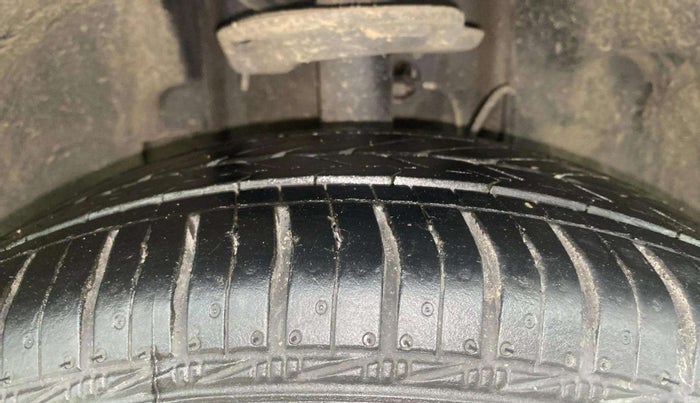 2022 Tata Tiago XZ PLUS CNG, CNG, Manual, 64,367 km, Right Front Tyre Tread