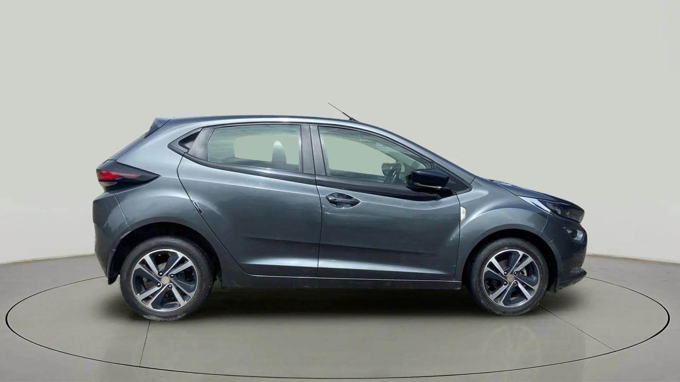2022 Tata ALTROZ XZA, CNG, Automatic, 46,314 km, Right Side View