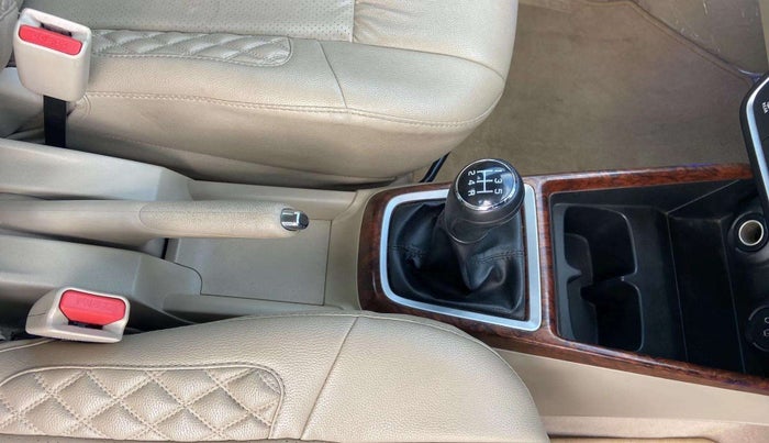 2018 Maruti Dzire ZXI PLUS, Petrol, Manual, 36,989 km, Gear Lever