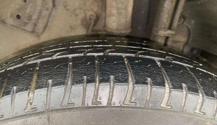 2018 Tata NEXON XM PETROL, Petrol, Manual, 36,233 km, Left Rear Tyre Tread