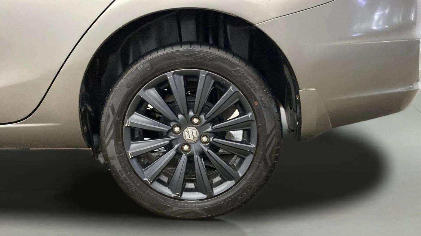 2021 Maruti Ciaz ALPHA  AT 1.5 SHVS PETROL, Petrol, Automatic, 83,015 km, Left Rear Wheel