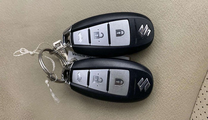 2021 Maruti Ciaz ALPHA  AT 1.5 SHVS PETROL, Petrol, Automatic, 82,750 km, Key Close Up