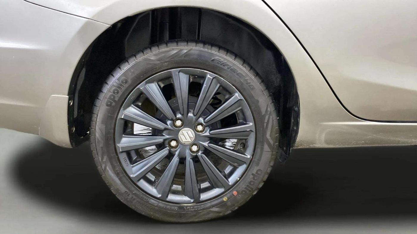 2021 Maruti Ciaz ALPHA  AT 1.5 SHVS PETROL, Petrol, Automatic, 83,015 km, Right Rear Wheel