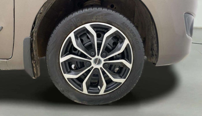 2015 Maruti Wagon R 1.0 VXI, Petrol, Manual, 90,127 km, Right Front Wheel
