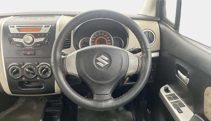 2015 Maruti Wagon R 1.0 VXI, Petrol, Manual, 90,127 km, Steering Wheel Close Up