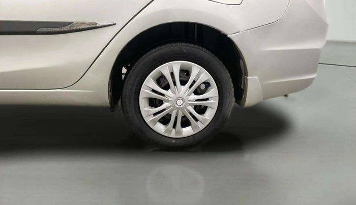2017 Maruti Ciaz VDI SHVS, Diesel, Manual, 83,362 km, Left Rear Wheel
