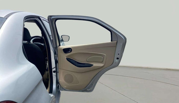 2016 Ford Figo Aspire TREND 1.2 PETROL, Petrol, Manual, 25,203 km, RHS Rear Door