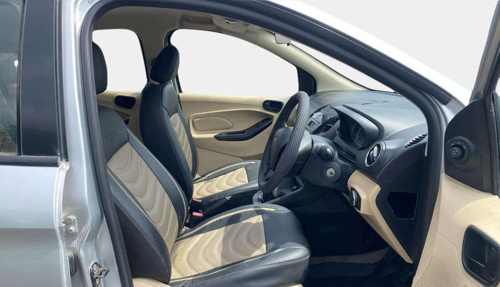 2016 Ford Figo Aspire TREND 1.2 PETROL, Petrol, Manual, 25,203 km, Right Side Front Door Cabin