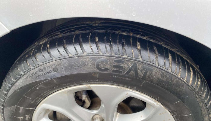 2016 Ford Figo Aspire TREND 1.2 PETROL, Petrol, Manual, 25,203 km, Left Front Tyre Tread