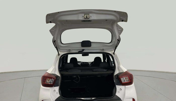 2023 Renault Kwid RXT 1.0, Petrol, Manual, 28,140 km, Boot Door Open