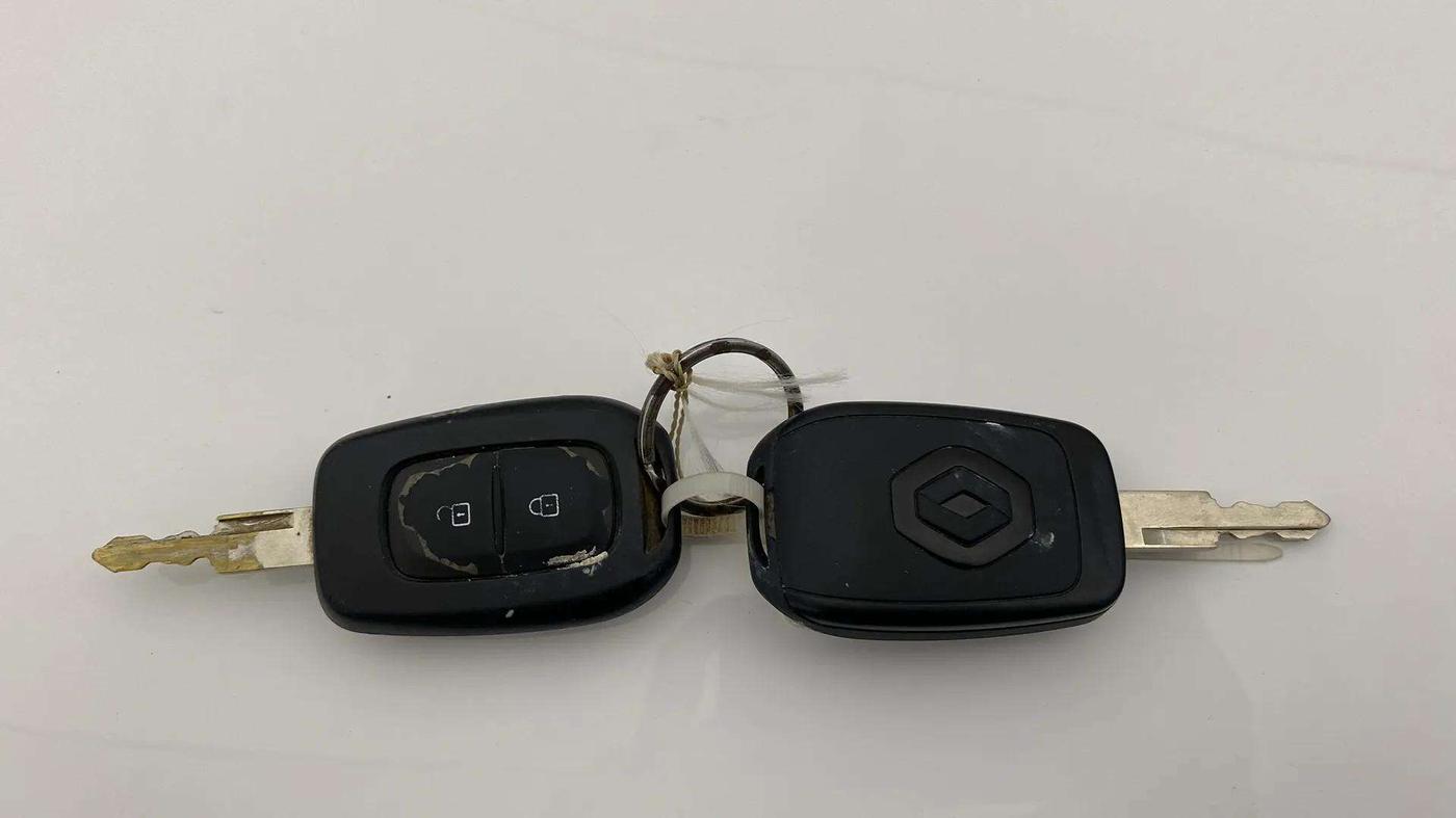 2023 Renault Kwid RXT 1.0, Petrol, Manual, 28,293 km, Key Close Up