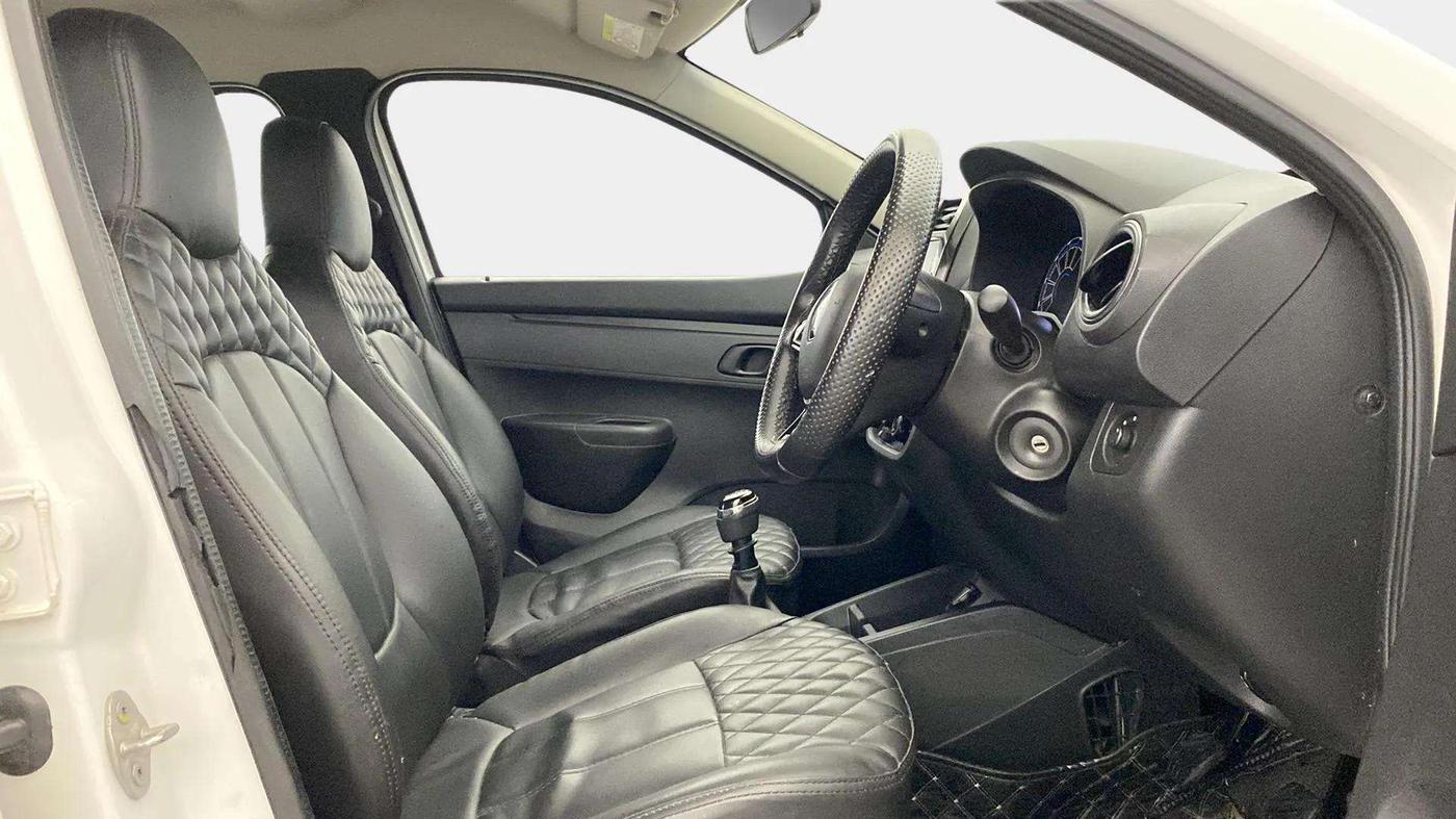 2023 Renault Kwid RXT 1.0, Petrol, Manual, 28,293 km, Right Side Front Door Cabin